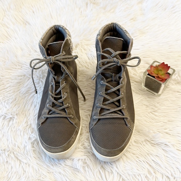 Joie Devon Snake print lace up high top sneakers platform shoes women size 38 8 - Picture 3 of 8